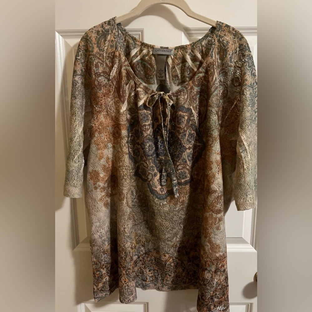 EUC Catherines lined top. Size 1X